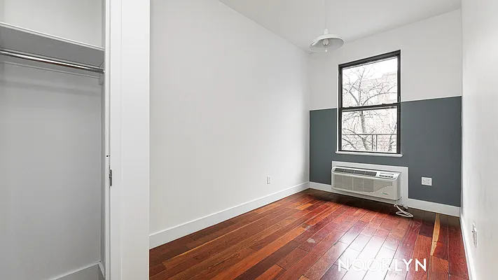 Rented by Nooklyn NYC LLC | media 32