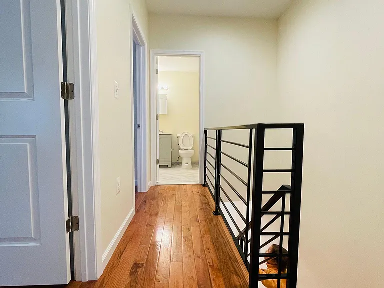 206 Stoneway Ln — Photo 13