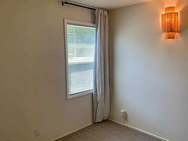310 Valley St #C — Photo 6