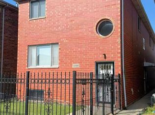 3200 S Throop St #B, Chicago, IL 60608