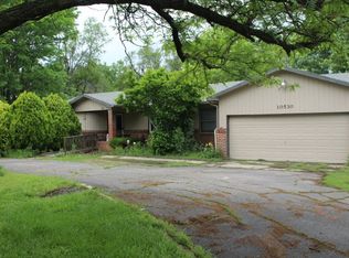 10530 E Pawnee Rd, Wichita, KS 67207