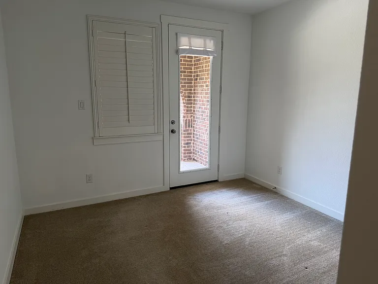 7305 Sprangletop St — Photo 11