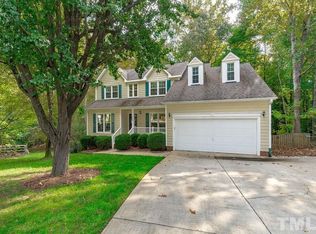 104 Hounslow Ct, Cary, NC 27518