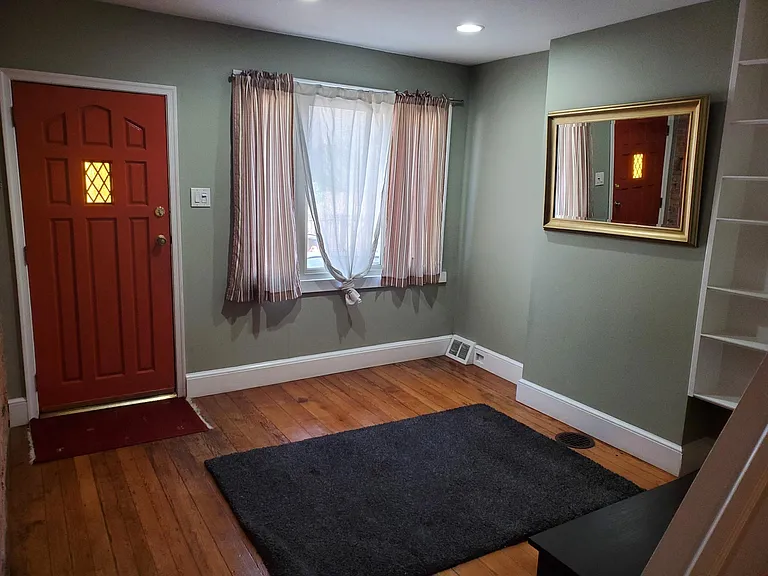414 E Flora St — Photo 32
