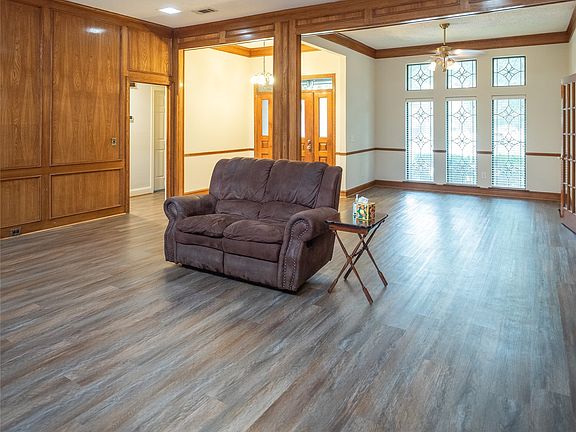 5th image of 2805 Corby Dr