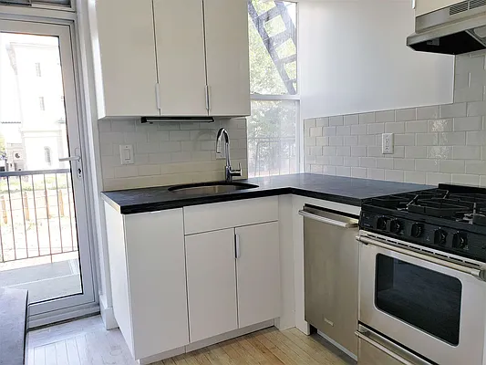 Rented by Citified Realty Group LLC | media 8