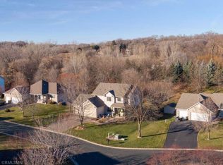 6880 Pinnacle Way, Mound, MN 55364