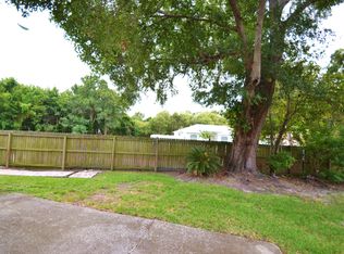 3356 W Hidden Haven Ct, Tampa, FL 33607