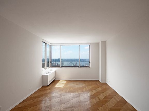 5th image of 350 W 50th St APT 27E