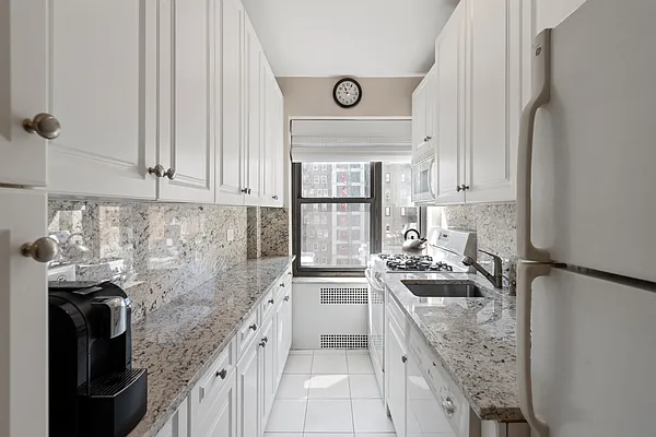 Rented by Douglas Elliman | media 2