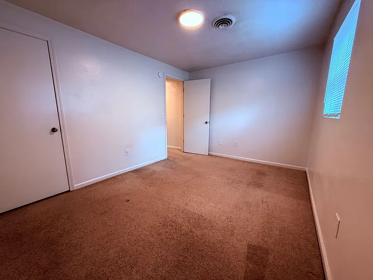 1407 Toms Creek Rd #15 — Photo 16