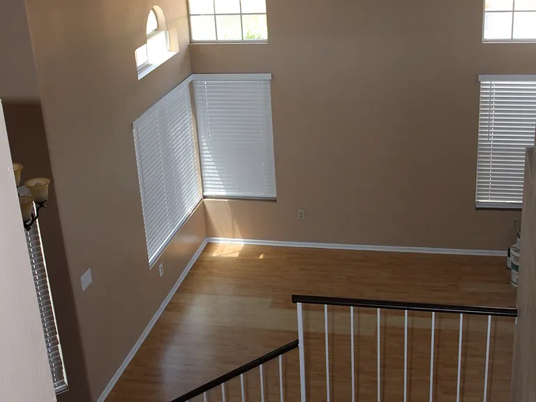 44718 Cerisa St — Photo 3