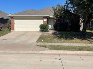 5413 Chinkapin Ln, Fort Worth, TX 76244