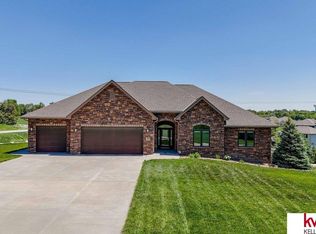 11809 S 224th St, Gretna, NE 68028