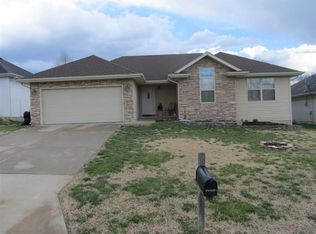 3750 S Christine Ave, Springfield, MO 65804