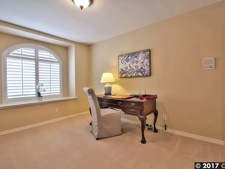 613 S Blackbrush Ln — Photo 18