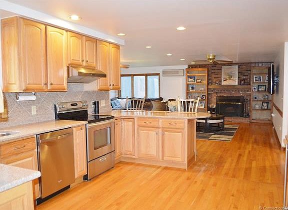 Kitchen is open to the Fami...