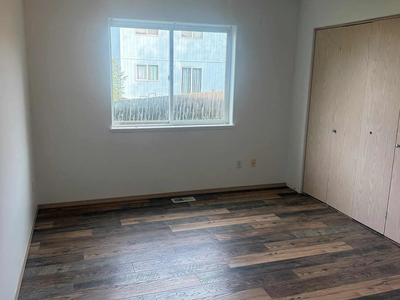 3 bed, 1600 sqft, $2,600 — Photo 4