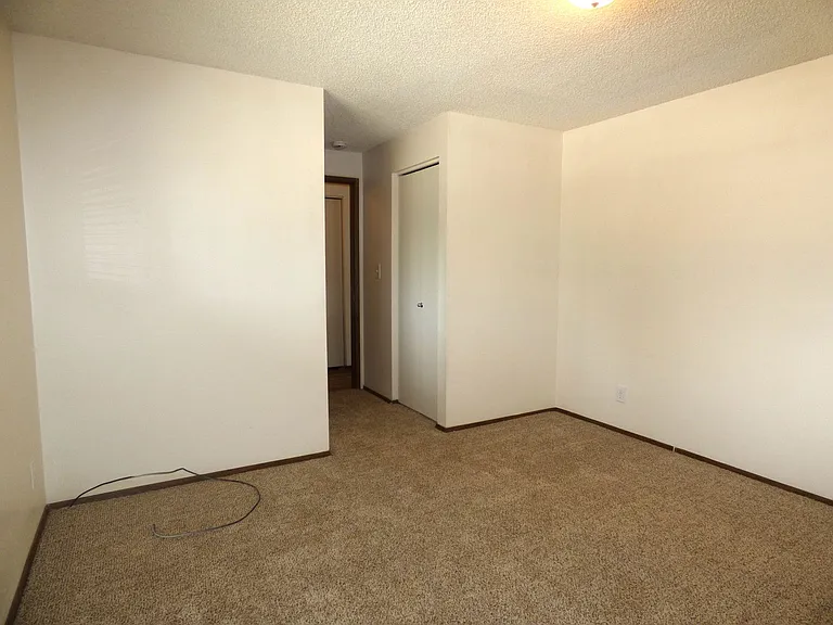 4824 Falcon Ct NE — Photo 21