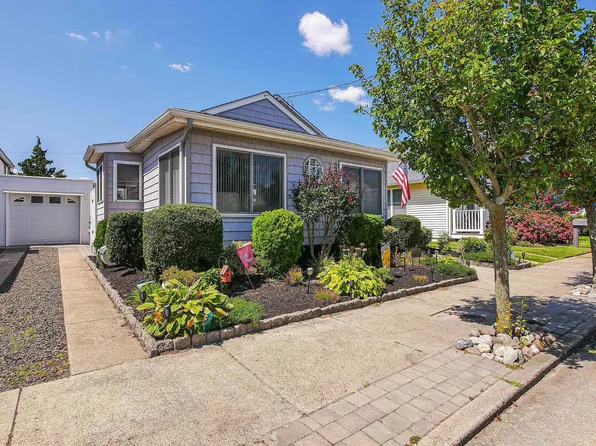 222 N Delavan Ave, Margate, NJ 08402