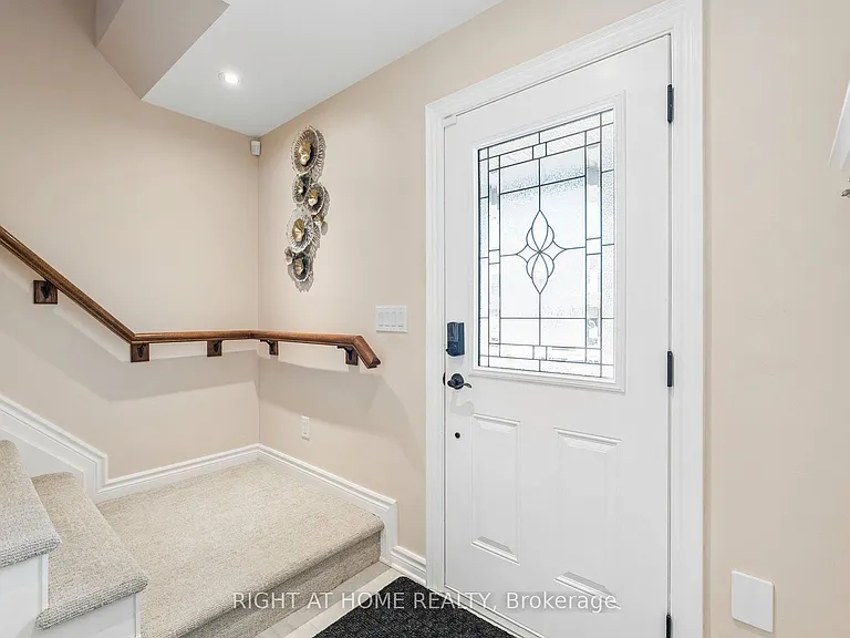 15 King St — Photo 6