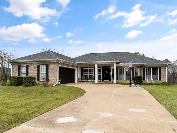 4504 Clear Creek Pkwy, Northport, AL 35475