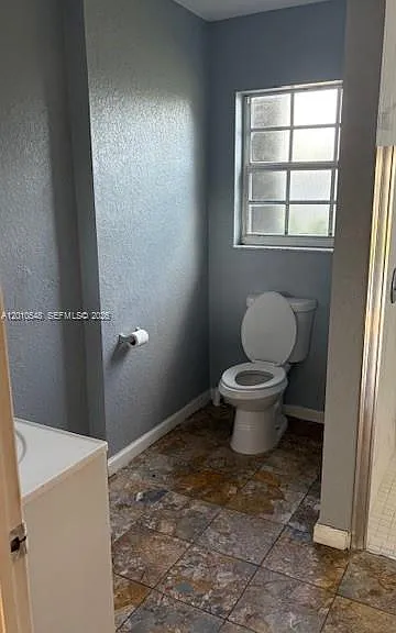 774 NW 16th Pl — Photo 16