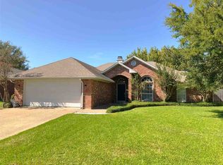 27 Oleander St, Waco, TX 76708