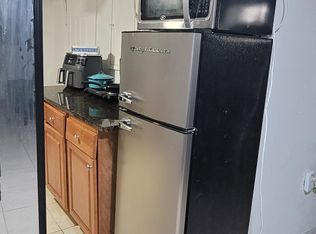 105 Blue Hill Ave #B, Milton, MA 02186