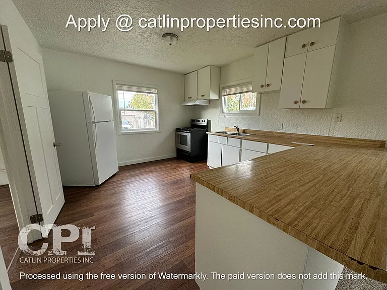 271 26th Ave — Photo 7