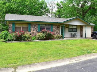 611 Magnolia Loop, Sallisaw, OK 74955