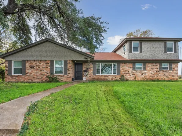 1300 Cloverdale Dr, Fort Worth, TX 76134