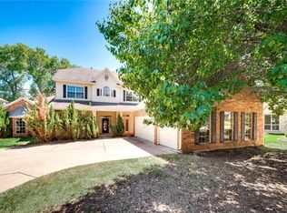 328 Leeward Cir, Azle, TX 76020
