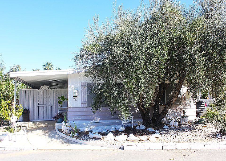1st image of 26 Diamond East Dr