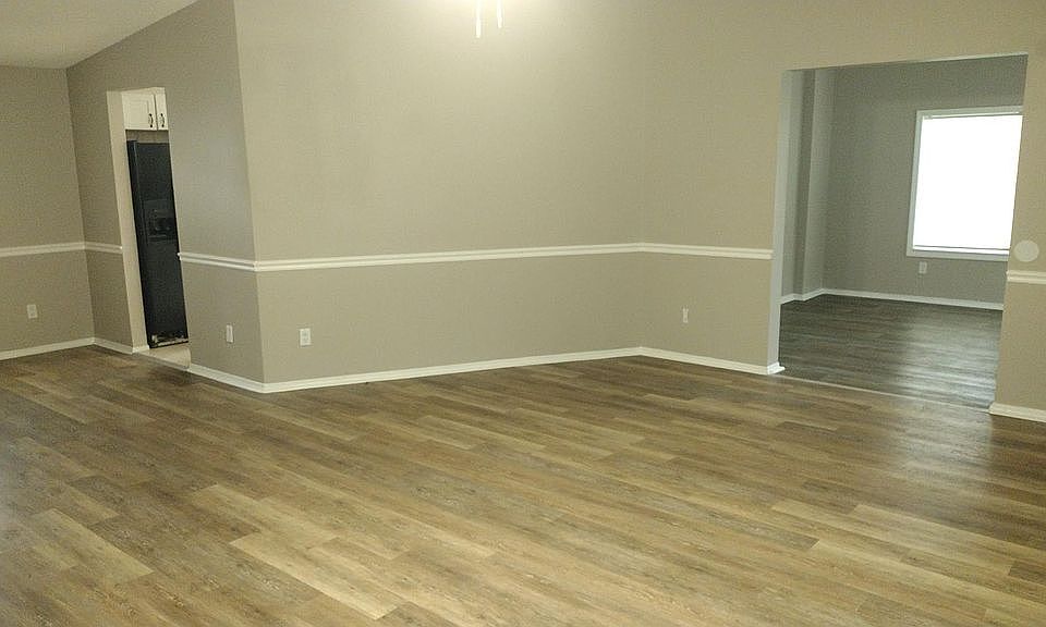 1st image of 142 Areca Dr #142