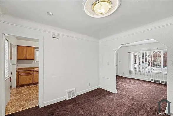 15782 Ardmore St — Photo 5