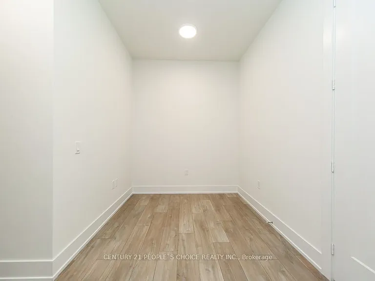 858 Dupont St #Penthouse 32 — Photo 29