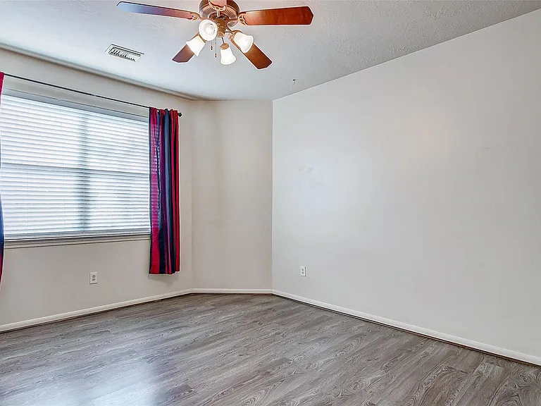 3742 E Ashford Villa Ln — Photo 32