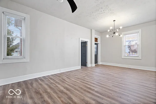 3 bed, 1600 sqft, $1,800 — Photo 3
