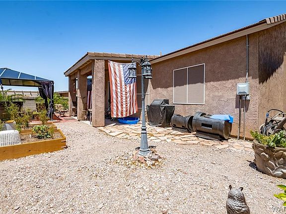 2nd image of 2760 La Paloma Dr