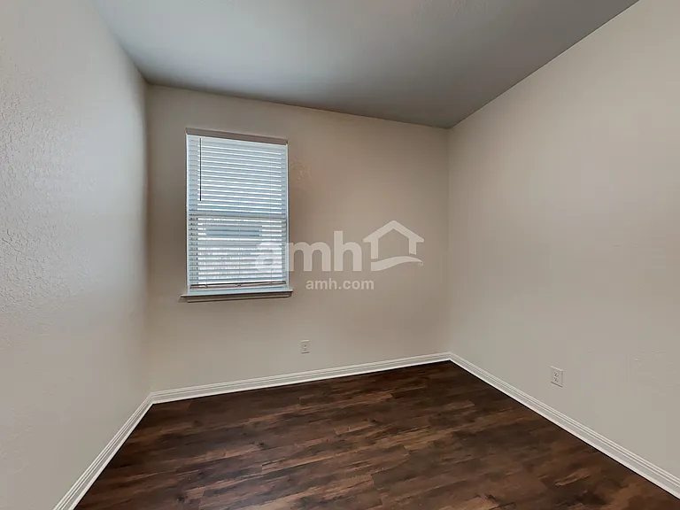 2126 Abadeer Trl — Photo 15