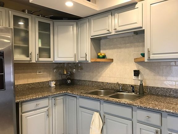 4th image of 5513 N Mont Clare Ave #1