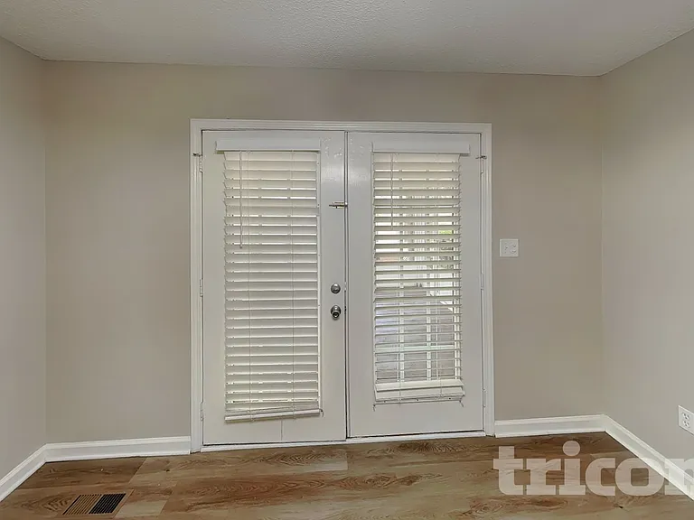 1614 Barbara Ann Cir — Photo 4