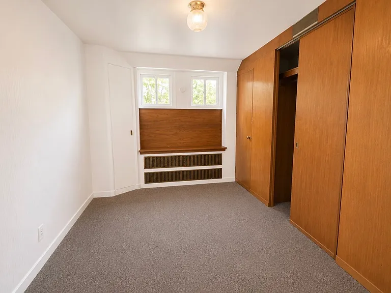 144 Sumner Ave — Photo 9