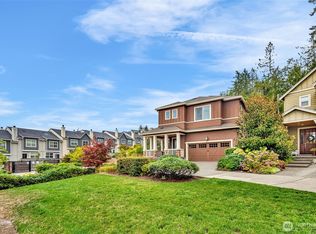 1705 NE Falls Dr, Issaquah, WA