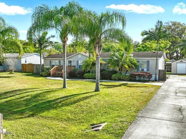 3415 Oliver Ct, Mims, FL 32754