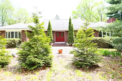 1 Piper Rd Photo 1