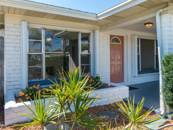 108 E Claridge St, Satellite Beach, FL 32937