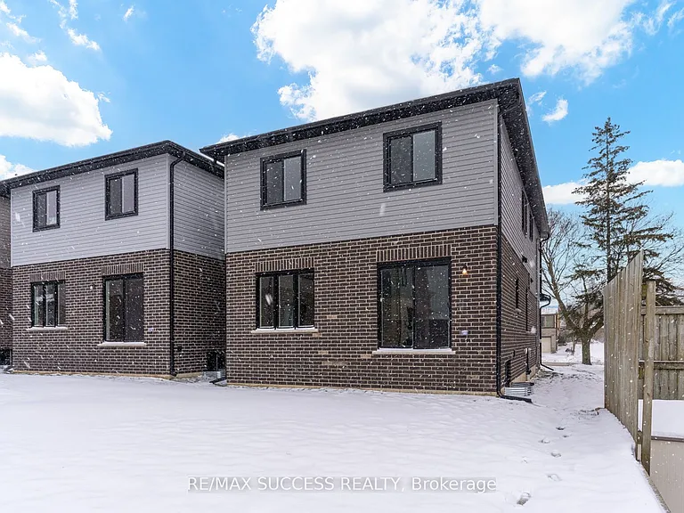 147 Siebert Ave — Photo 48