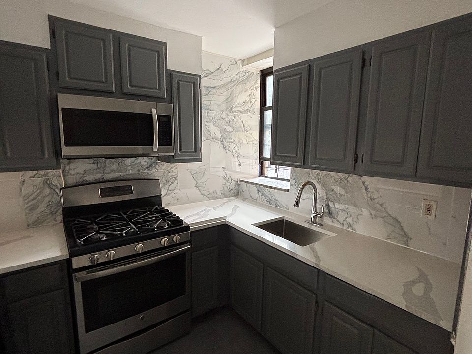 1st image of 200 Macdougal St Unit 2F